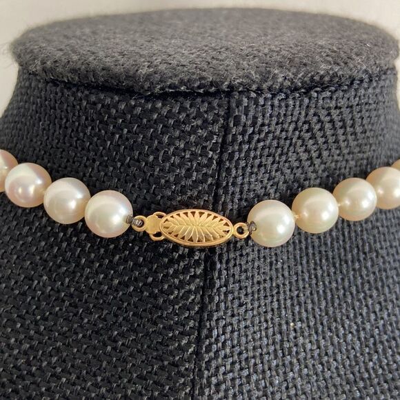 14k Vintage Faux Pearls on String Necklace - Picture 4 of 7